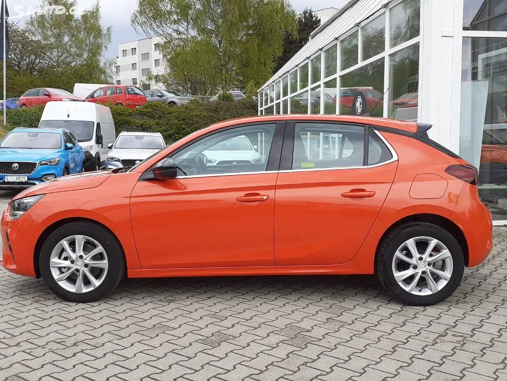 Opel Corsa Elegance 1,2 Turbo 74 kW MT6 Image 2