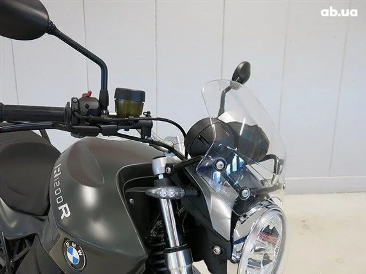 BMW R Image 2